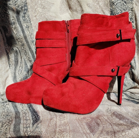 Red strappy sexy ankle boots - Picture 2 of 2